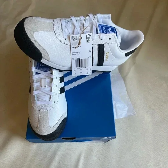 Adidas Samoa Shoes Kids size 4 - Picture 3 of 15